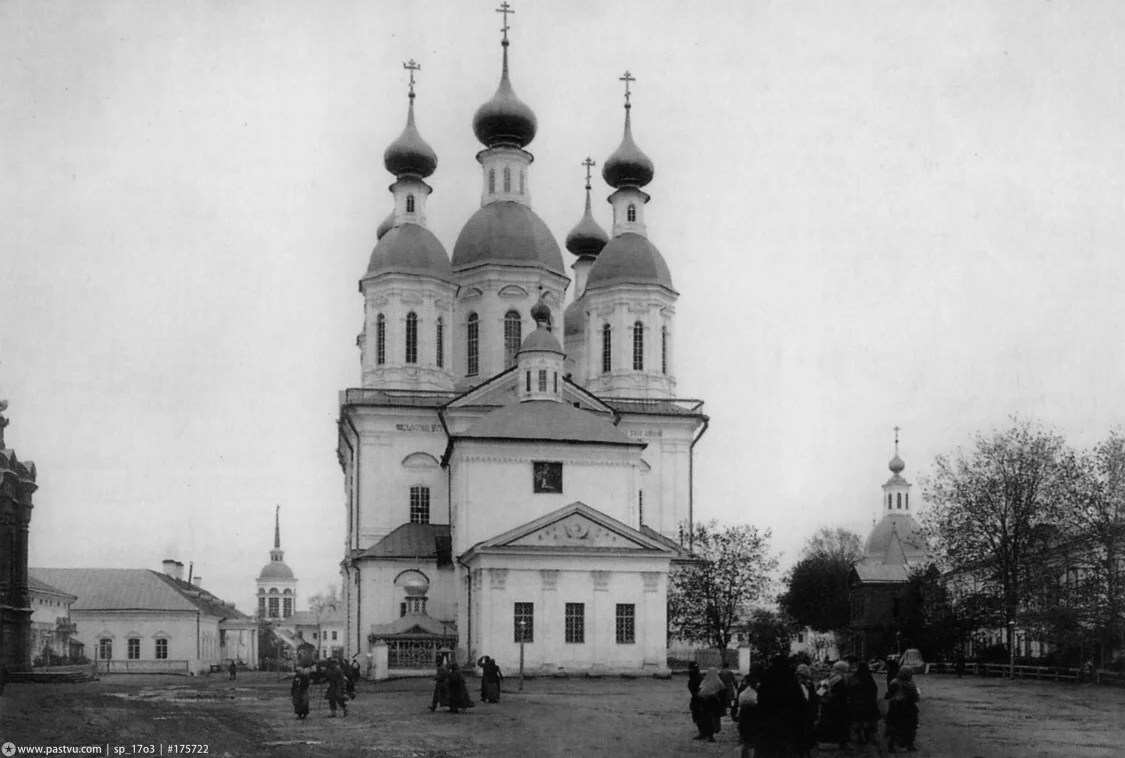 Uspensky Cathedral in Sarov, 1904. Photo: Maxim Dmitriev / Pastvu