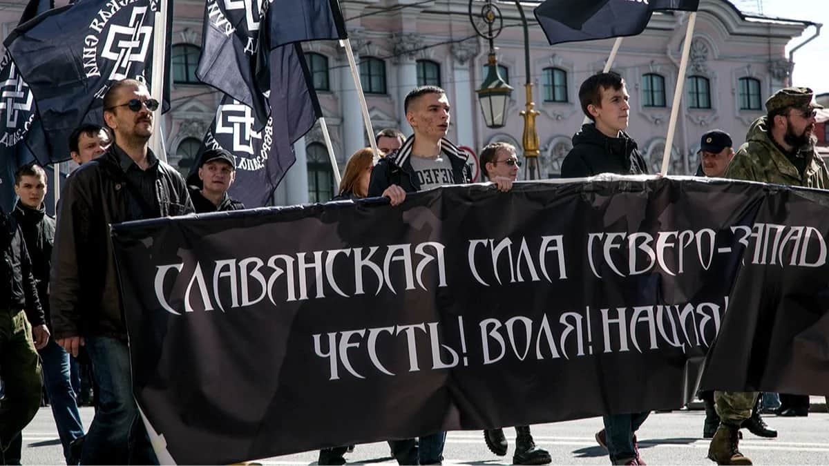 Первомайская демонстрация, 1 мая 2016 года. Фото: архив «Новой Газеты»