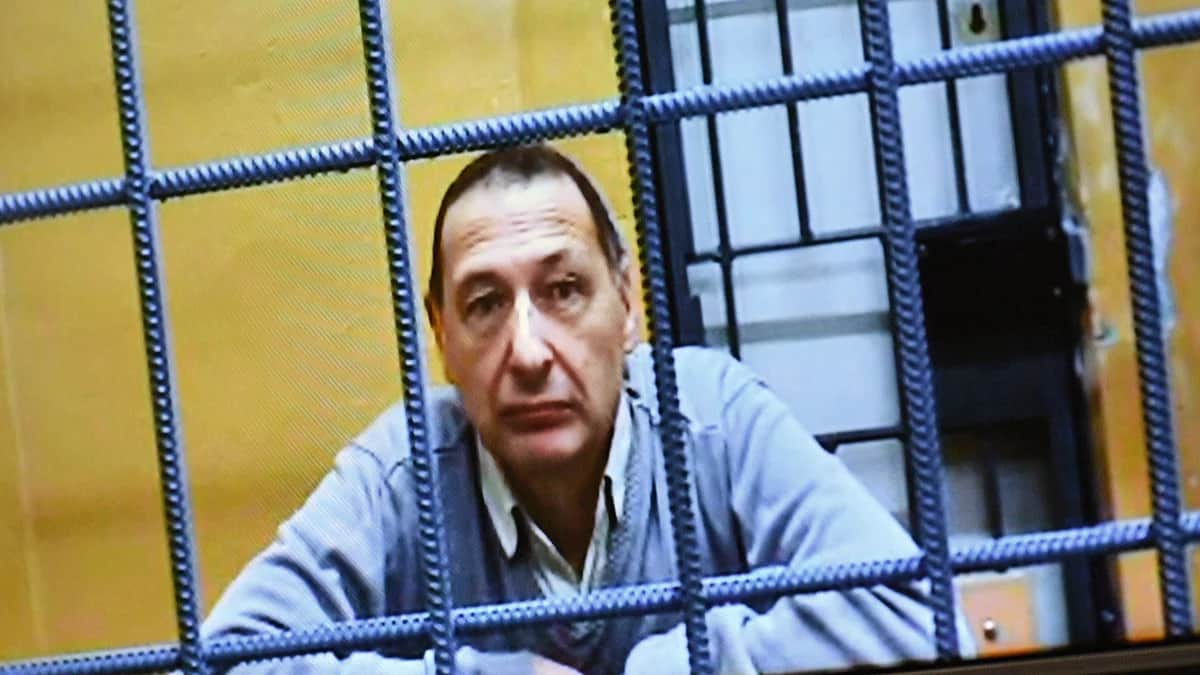 Борис Кагарлицкий во время судебного заседания по делу о продлении ареста в Москве, 21 ноября 2023 года. Фото: Евгений Разумный / Коммерсантъ / Sipa USA / Vida Press