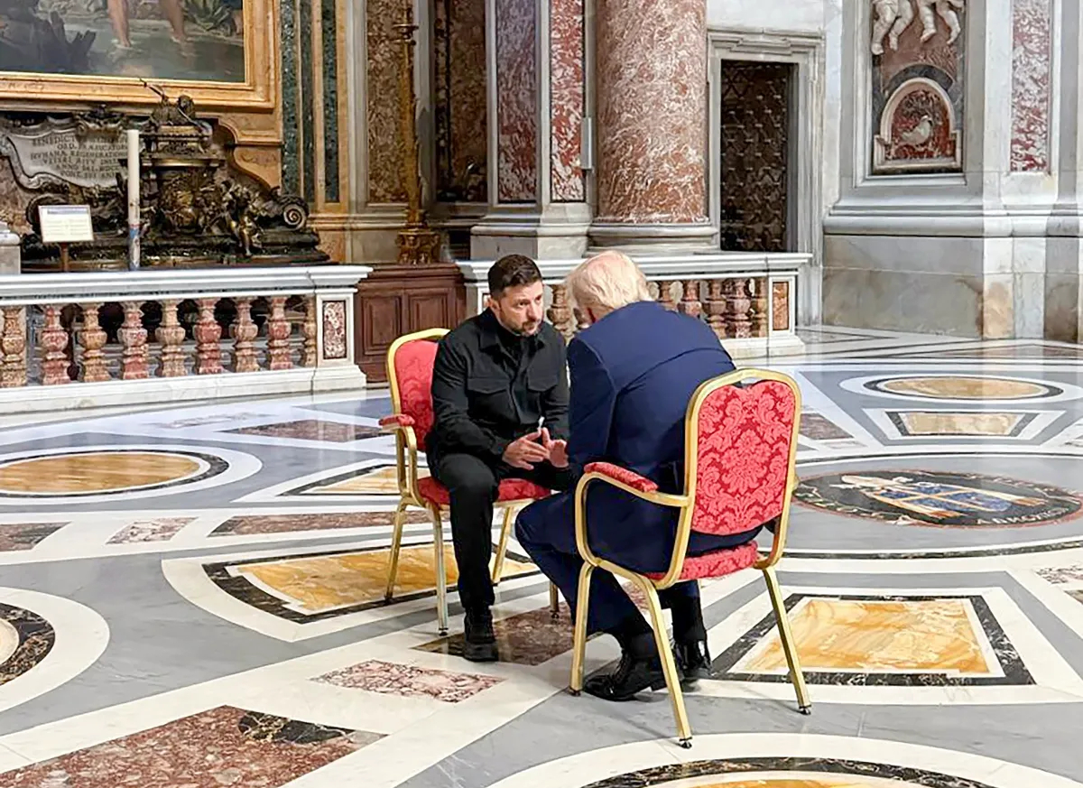 Donald Trump and Volodymyr Zelensky meet in St. Peters Basilica, 26 April 2025. Photo: Ukrainian Presidential Press Service