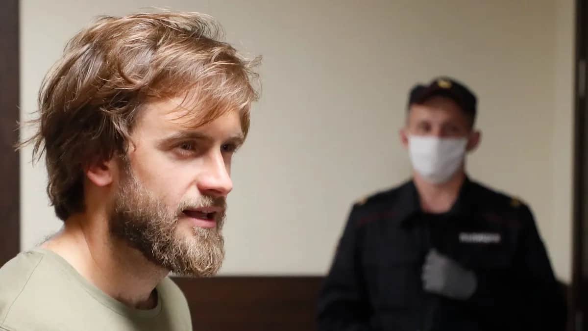 Pyotr Verzilov during a court hearing in Moscow in June 2020. Photo: EPA-EFE/MAXIM SHIPENKOV