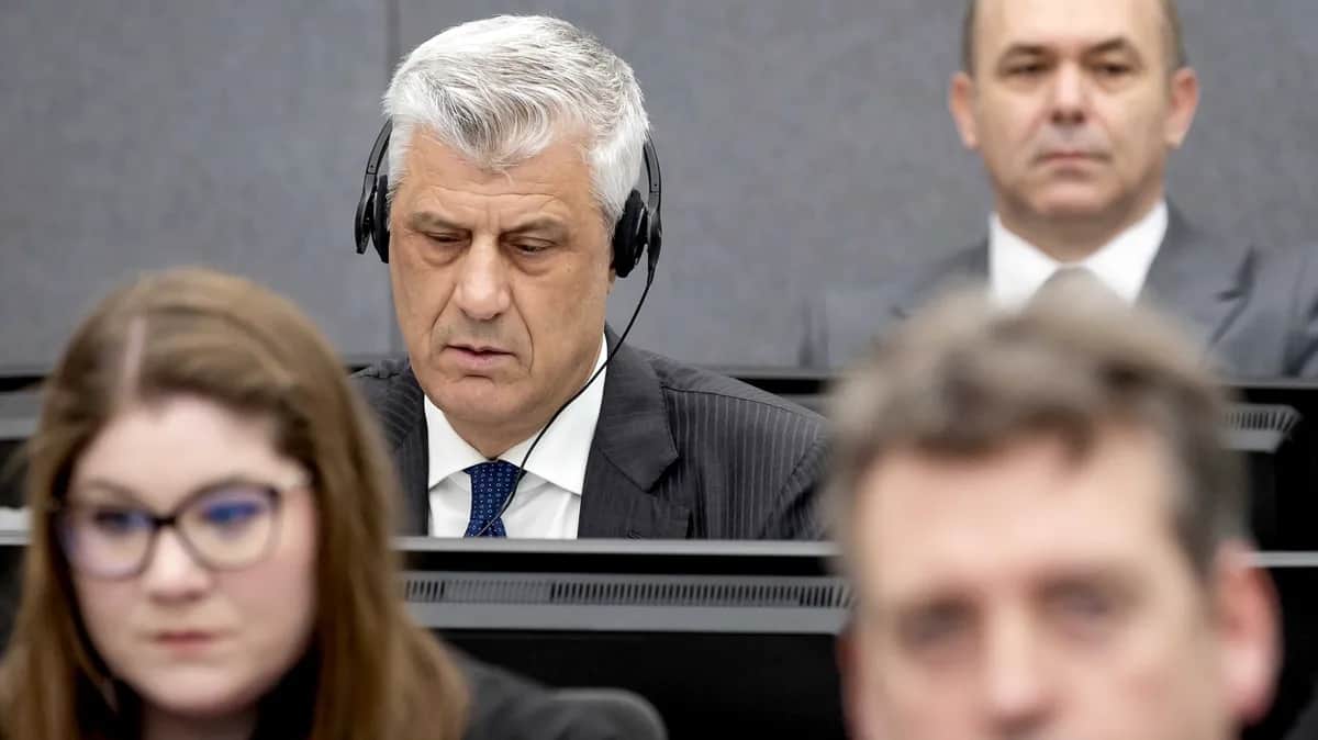 Бывший президент Косово Хашим Тачи во время судебного процесса в Гааге, 3 апреля 2023 года Фото: EPA-EFE / Koen van Weel / POOL