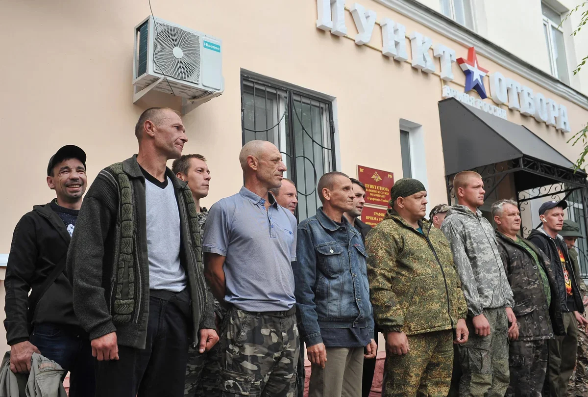 A military recruitment office, 5 October 2023. Photo: Alexey Sukhorukov / Sputnik / Imago / Scanpix
