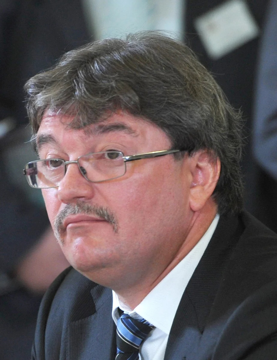 Андрей Константинов. Фото: <a data-sk="tooltip_parent" data-stringify-link="http://premier.gov.ru/events/news/16571/photolents.html" href="http://premier.gov.ru/events/news/16571/photolents.html" rel="noopener noreferrer" target="_blank">premier.gov.ru</a> (CC BY 4.0)
