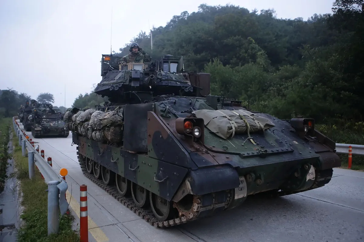 Боевая машина пехоты США M2 Bradley. Фото: Chung Sung-Jun / Getty Images
