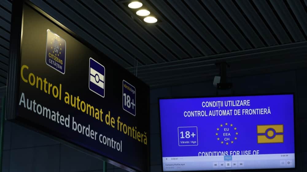 Coalition of 11 European countries calls for harsher Schengen visa rules for Russian tourists