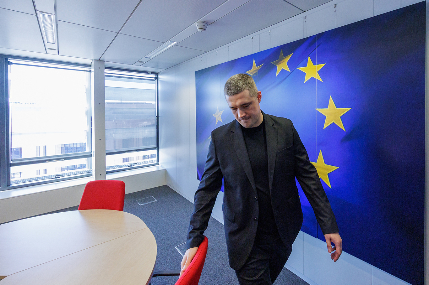 Министр обороны Украины Михаил Федоров, Брюссель, Бельгия, 18 июня 2026 года. Фото: Olivier Matthys / EPA
