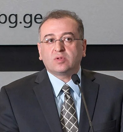 Коба Гвенетадзе. Фото: скрин <a href="https://1tv.ge/lang/ru/news/koba-gvenetadze-nesmotrja-na-snizhenie-dollarizacija-ostaetsja-odnim-iz-glavnykh-vyzovov/">видео</a>