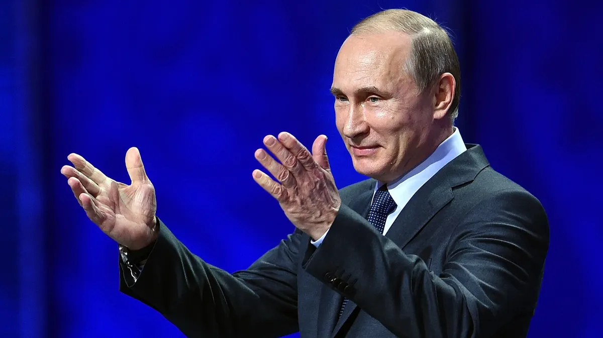 «Путин развлекается»