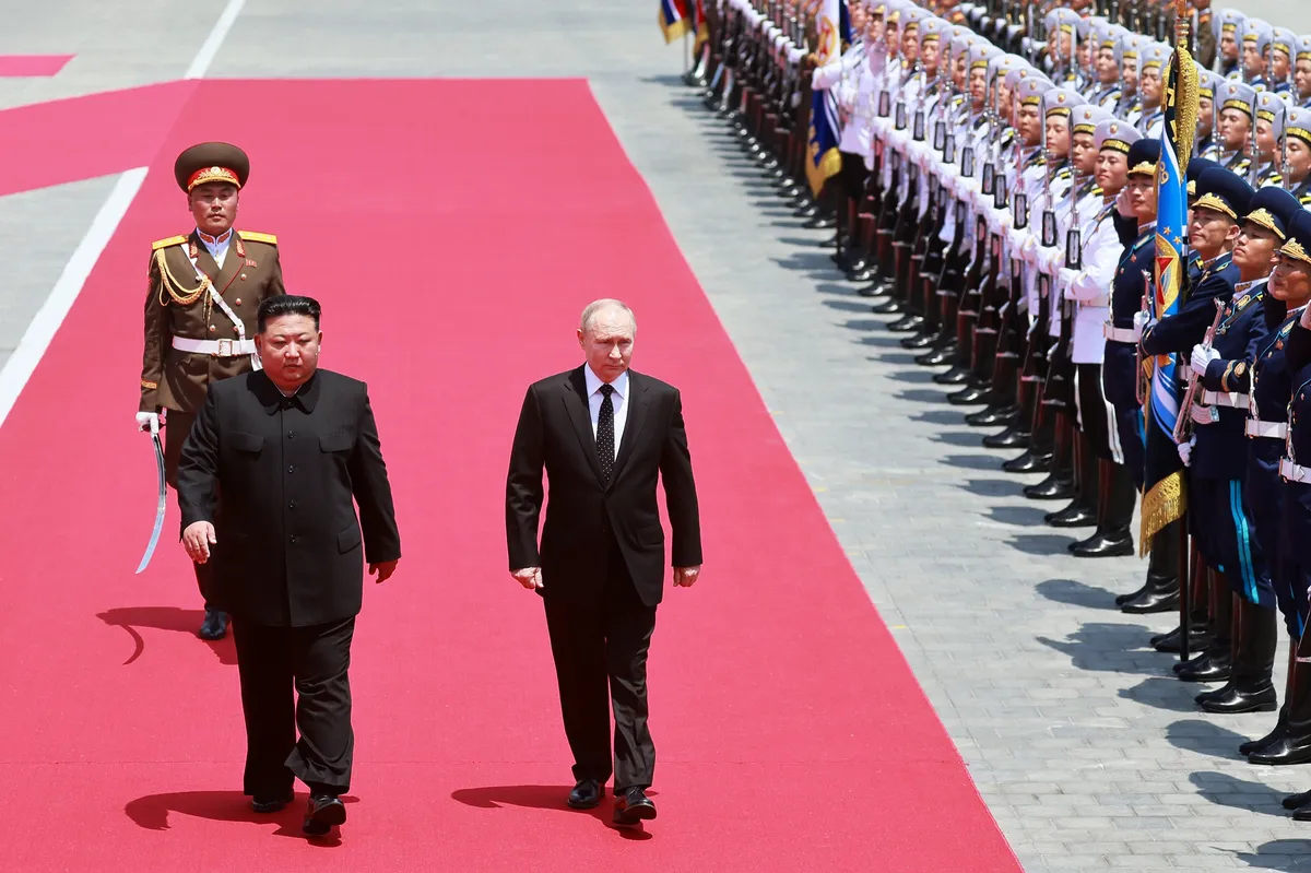 Putin and Kim at the welcome ceremony in Pyongyang, 19 June 2024. Photo: EPA-EFE/GAVRIIL GRIGOROV / SPUTNIK / KREMLIN POOL 