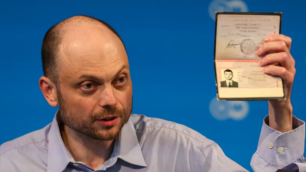Vladimir Kara-Murza accuses Kremlin of effectively stripping him of Russian citizenship