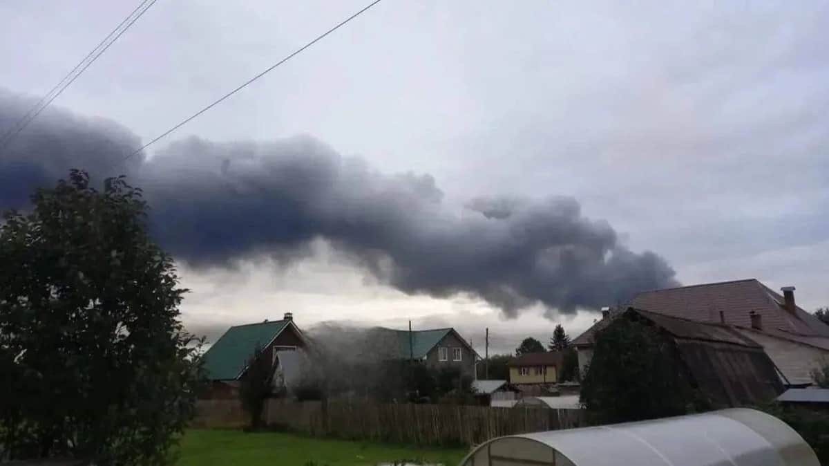 В Перми загорелся оборонный завод, производящий ракетные двигатели