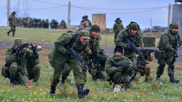 «Люди — топливо войны» 