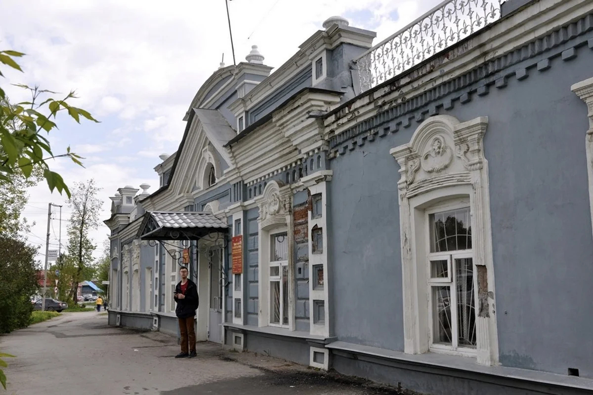 Здание военного комиссариата города Березовский. Фото: <a data-sk="tooltip_parent" data-stringify-link="http://2gis.ru" href="http://2gis.ru/" rel="noopener noreferrer" target="_blank">2gis.ru</a>