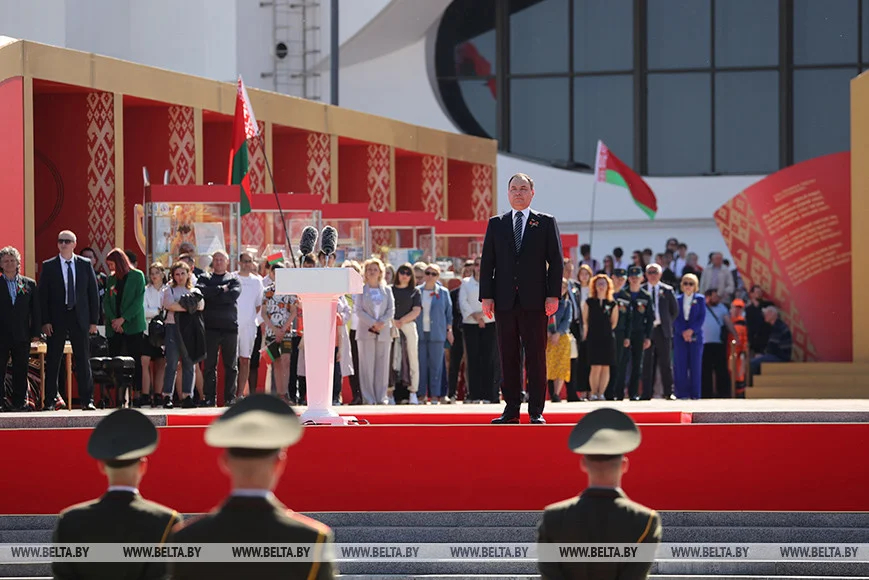 Роман Головченко. Фото: <a href="https://www.belta.by/society/view/golovchenko-patriotizm-projavljaetsja-ne-v-slovah-i-lozungah-a-v-zhiznennoj-pozitsii-cheloveka-566376-2023/">БЕЛТА</a>