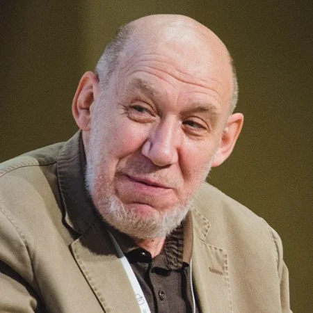 Георгий Сатаров