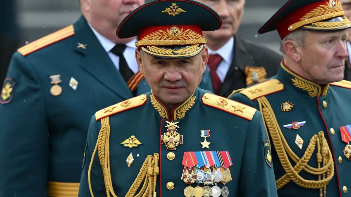 Sergey Shoigu at the Victory Day parade on Red Square, 9 May 2022. Photo: Maxim Shipenkov / EPA-EFE