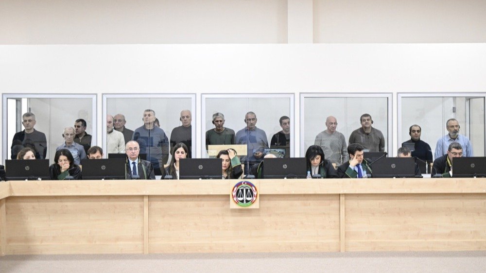 Суд в Баку приговорил экс-президента упраздненной Нагорно-Карабахской республики и других чиновников к пожизненному заключению