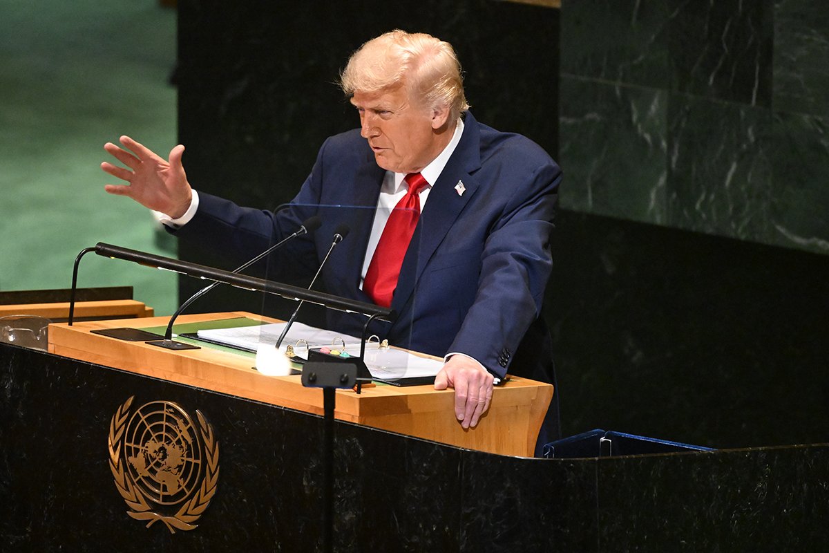 Президент США Дональд Трамп на 80-й сессии Генеральной Ассамблеи ООН, Нью-Йорк, США, 23 сентября 2025 года. Фото: Lucas Coch / EPA