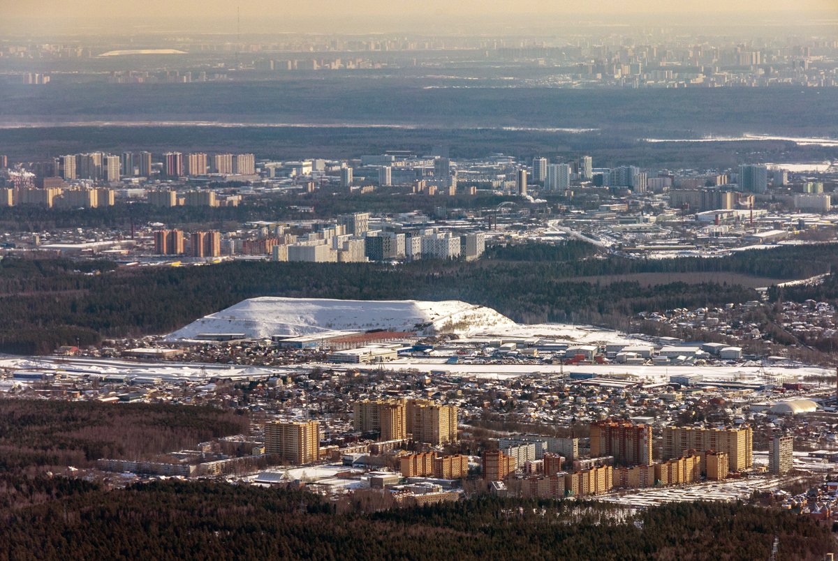 Вид на мусорный полигон в Москве с высоты, 7 марта 2024 года. Фото: Василий Шитов / Коммерсантъ / Sipa USA / Vida Press