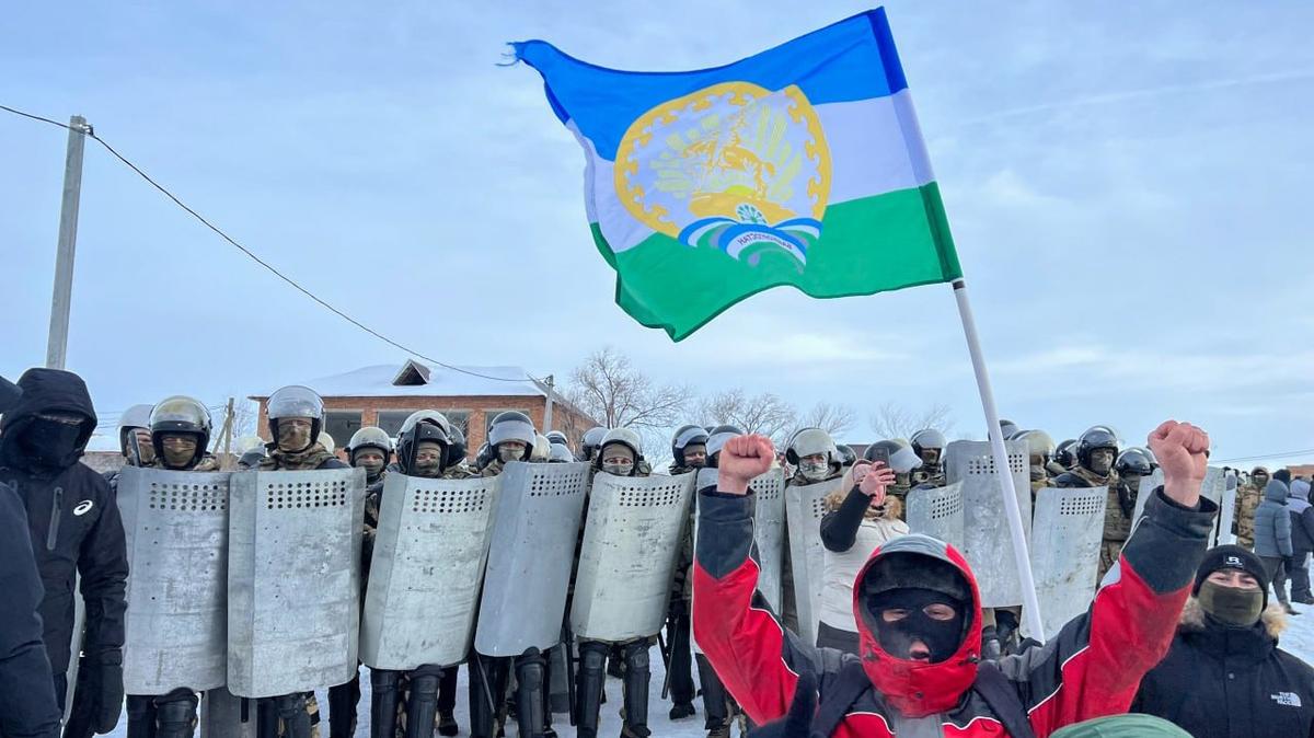 Rotting from the head