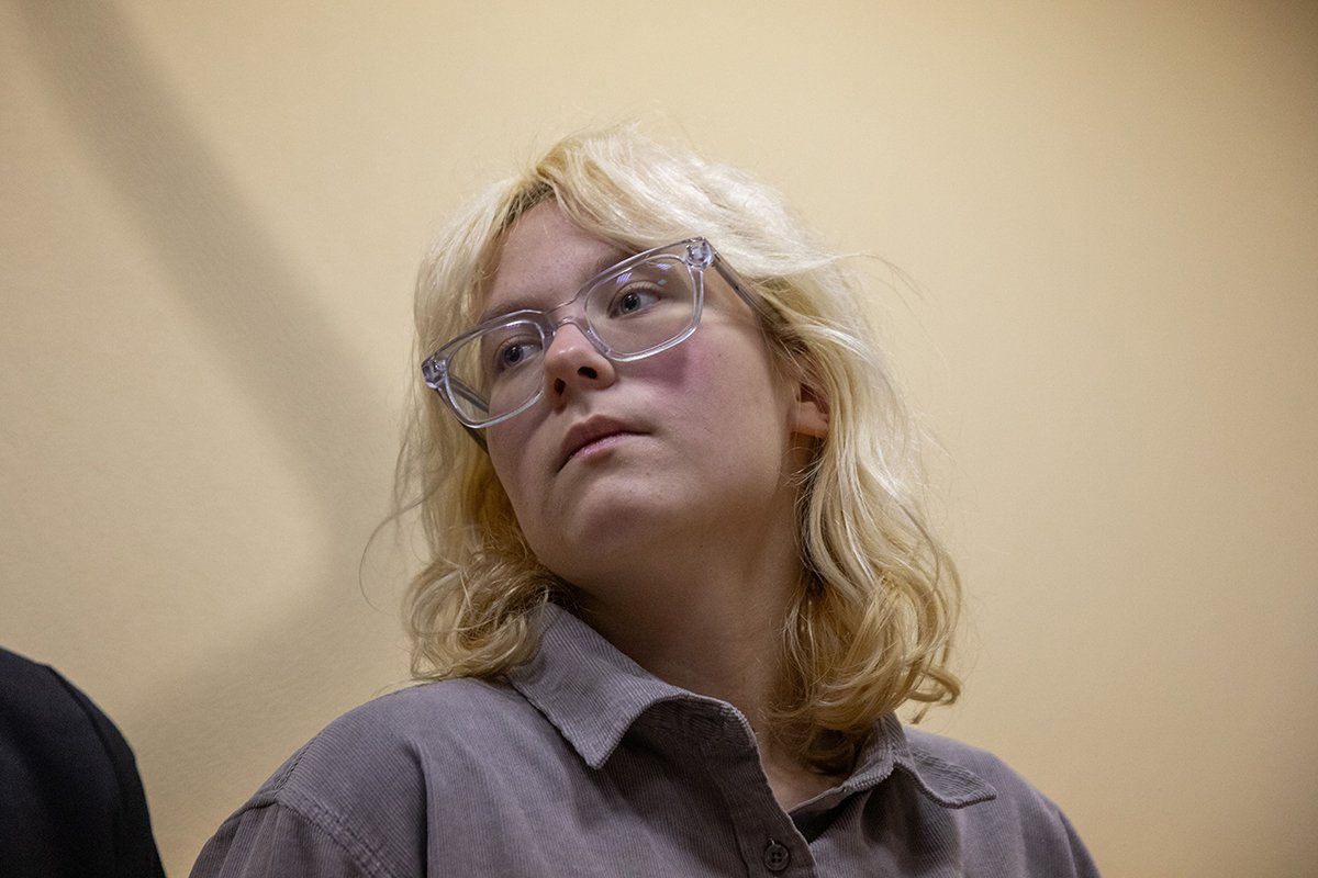 Диана Логинова (Наока) в суде. Фото: «Новая Газета Европа»